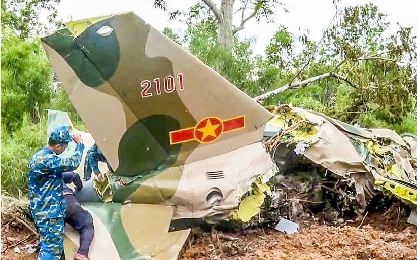 Thấy gì ở những chiếc máy bay rơi ? | Vietnam Fraternité