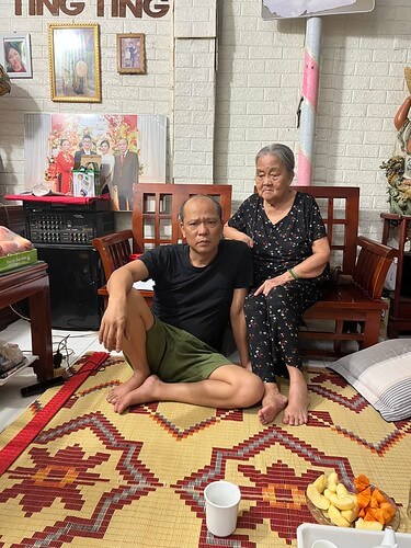 Người Buôn Gió bị an ninh câu lưu… rồi cho về nhà mẹ | Vietnam Fraternité