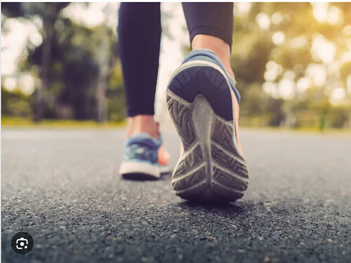 Đi bộ 10.000 bước mỗi ngày thực sự tốt cho sức khỏe ? | Vietnam Fraternité