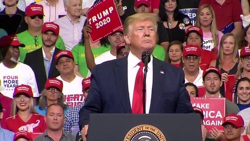 Xâu xé nhau vì Trump ? | Vietnam Fraternité