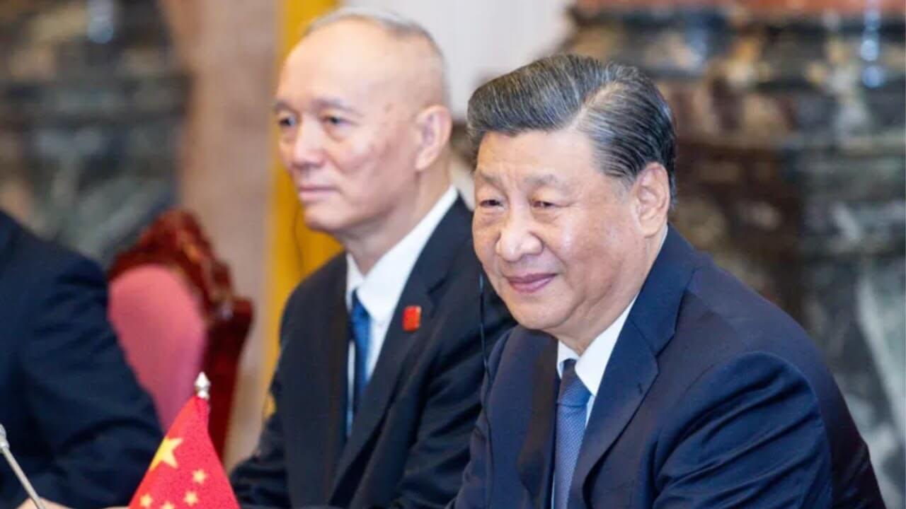 Ông Tập và Thái Kỳ sát cánh chiến Quân ủy Trung ương: Quân đội không được phản Đảng!