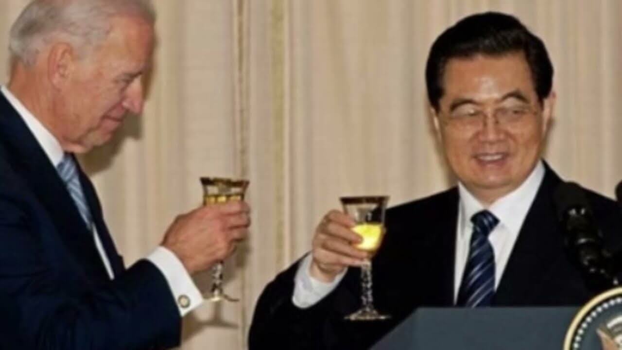 Vì sao ô Hồ Cẩm Đào bị TBT Tập Cận Bình lẫn lướt lu mờ? Khác biệt thật choáng váng!