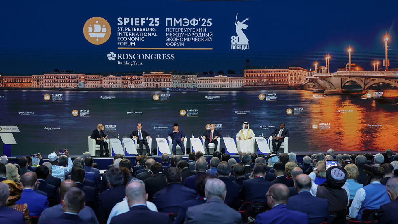 Vladimir Putin : Về lý thuyết, toàn bộ Ukraine "thuộc về chúng ta" | Vietnam Fraternité