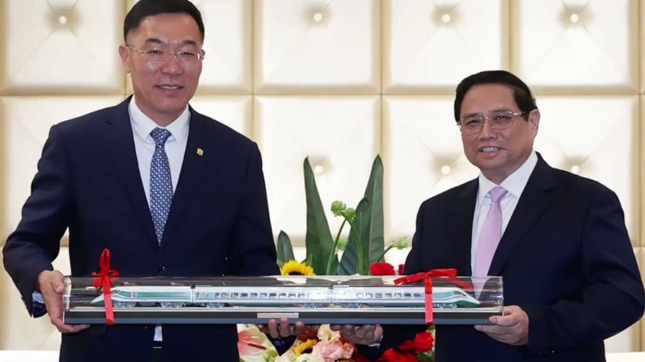 Nhật Bản tròn xoe mắt, Trung Quốc cười ruồi nhìn Việt Nam làm đường sắt CT Bắc Nam!