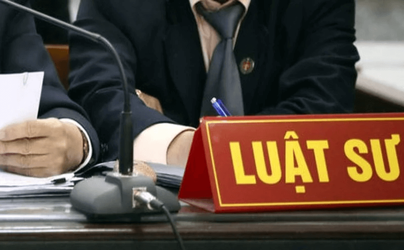 Giới luật sư phản đối quy định cho chủ tịch tỉnh quyền cấp-tước thẻ hành nghề | Vietnam Fraternité