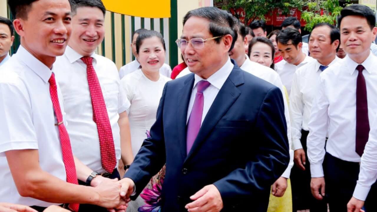 Vì sao sau sáp nhập, dân tình hồ hởi nhưng cán bộ công chức buồn thiu?