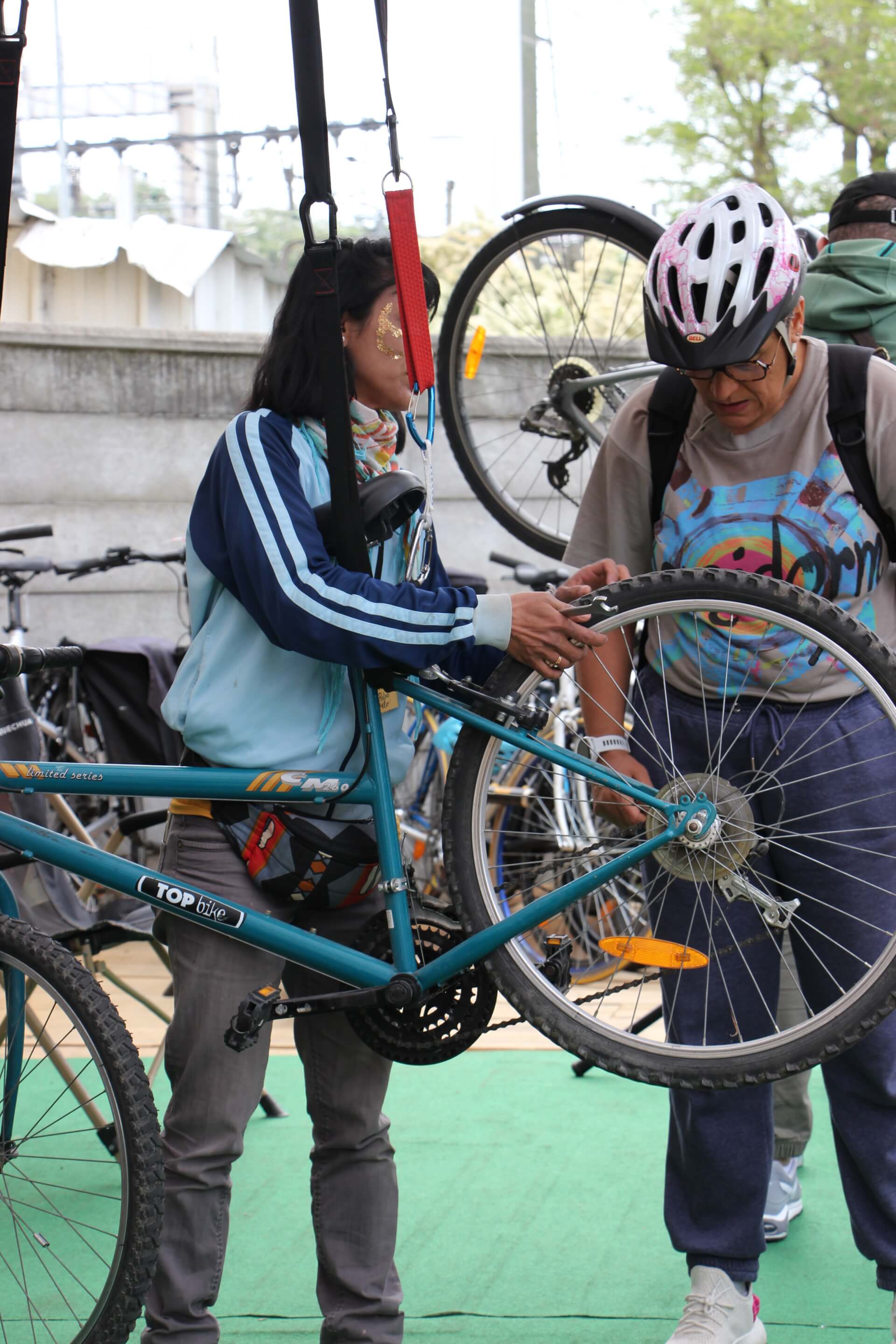 Atelier de co-réparation vélo en mixité choisie | La Venelle