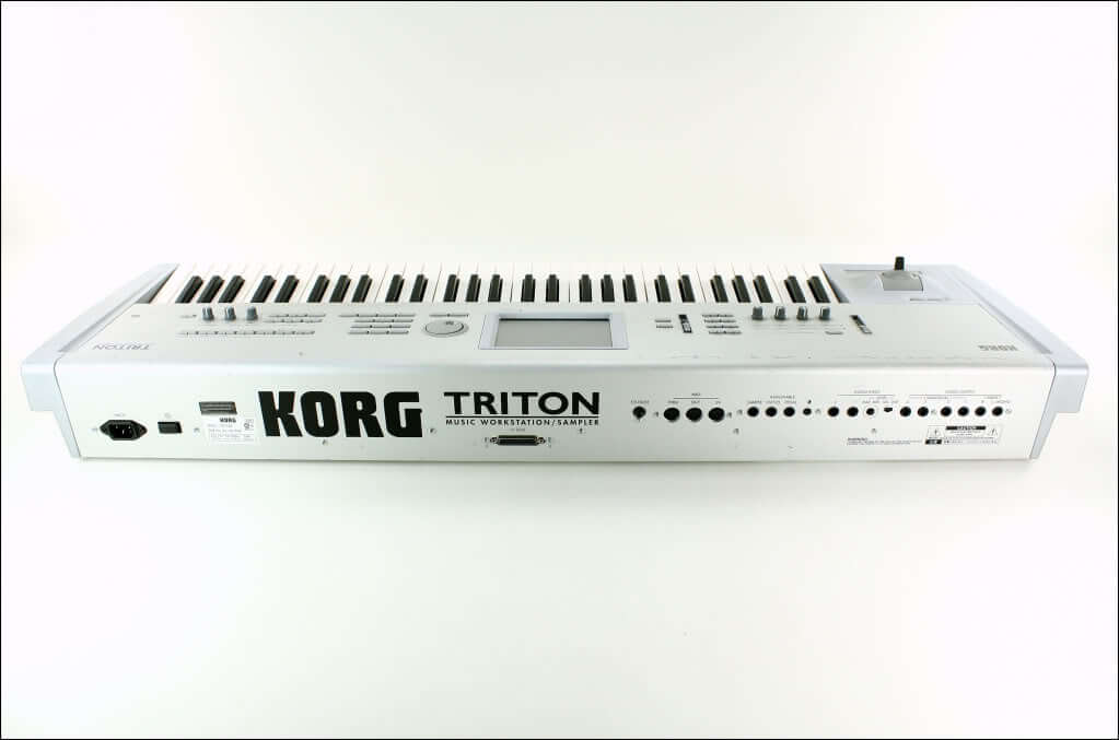 KORG TRITON 61N | SudBackline