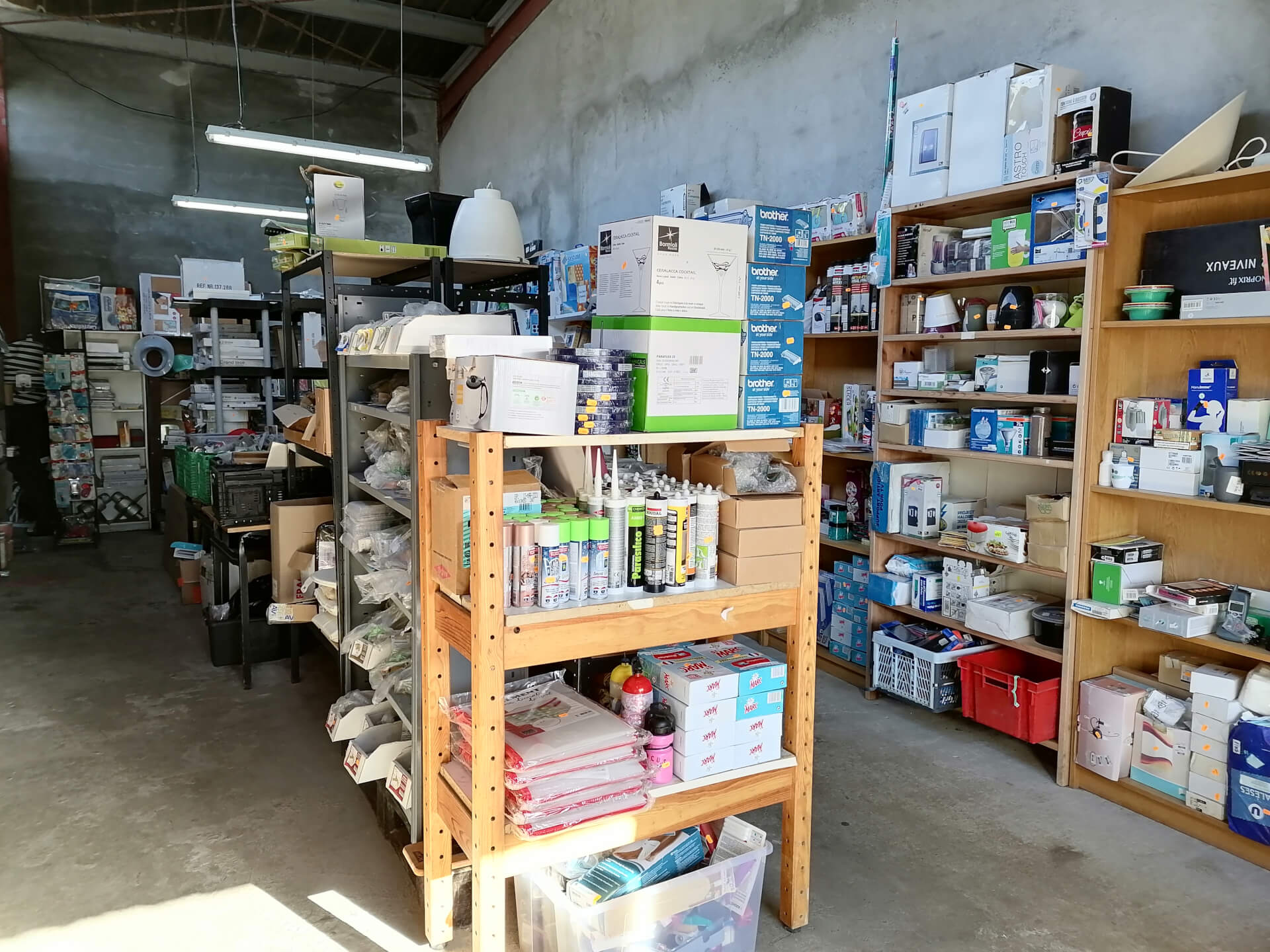 Stand bric à vrac | Emmaüs Parempuyre