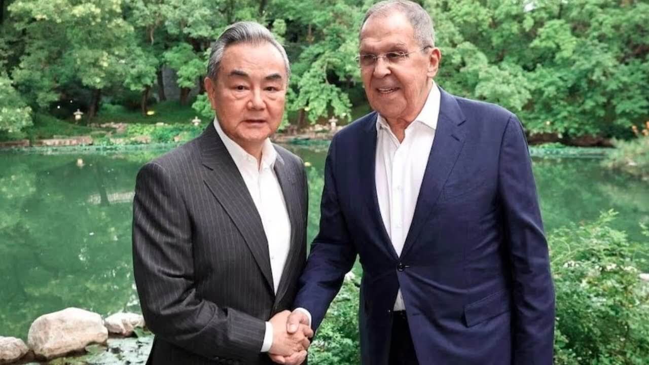 Tập Cận Bình để lộ mưu kế riêng với nước Nga, không ngờ Putin tóm được!