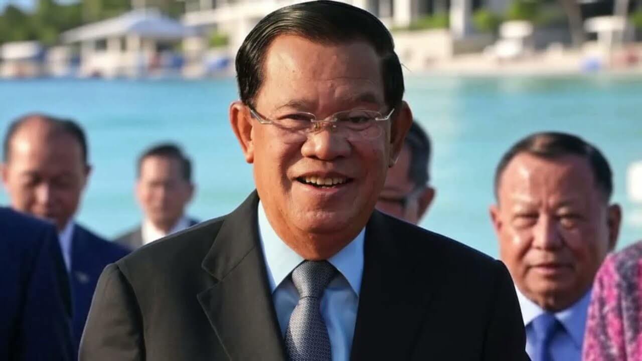 Ông Hun Sen vừa đề nghị Việt Nam giúp đỡ vừa lấn sang lãnh hải Việt Nam, là thế nào?