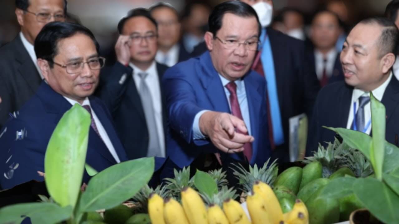 Việt Nam có mặt kip thời vì các nhu cầu của dân Campuchia, quá sốc phản ứng của họ!