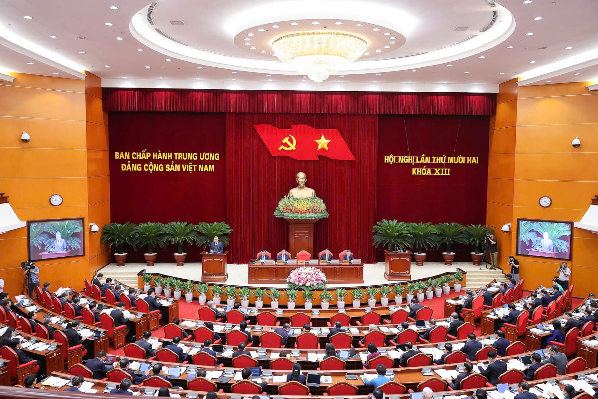 Hội nghị Trung ương 12 hứa hẹn nhiều thay đổi | Vietnam Fraternité