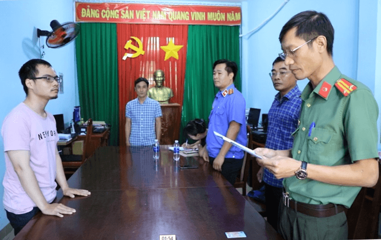 Vì sao Đảng cộng sản Việt Nam bắt giam Quách Gia Khang ? | Vietnam Fraternité
