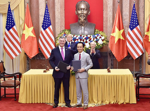 Sao lại dễ qua mặt Đảng và Nhà nước đến như vậy ? | Vietnam Fraternité