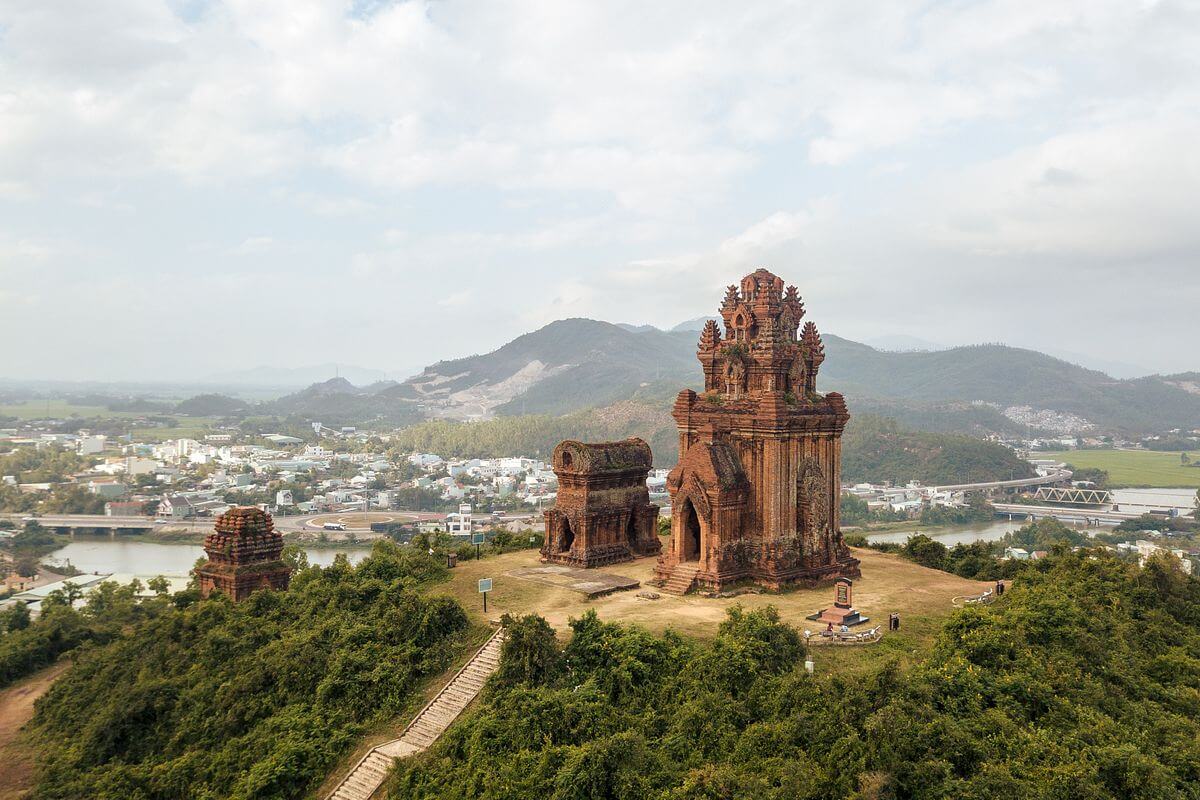 Người Chăm 6 - Bùng lên trước khi tàn lụi | Vietnam Fraternité