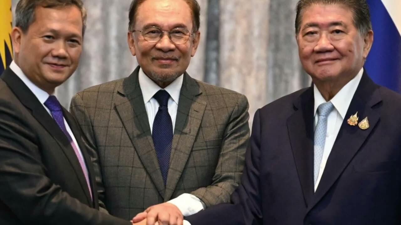 Mỹ gây sức ép, Trung Quốc ngó lơ, Campuchia và Thái Lan phải dàn hòa!