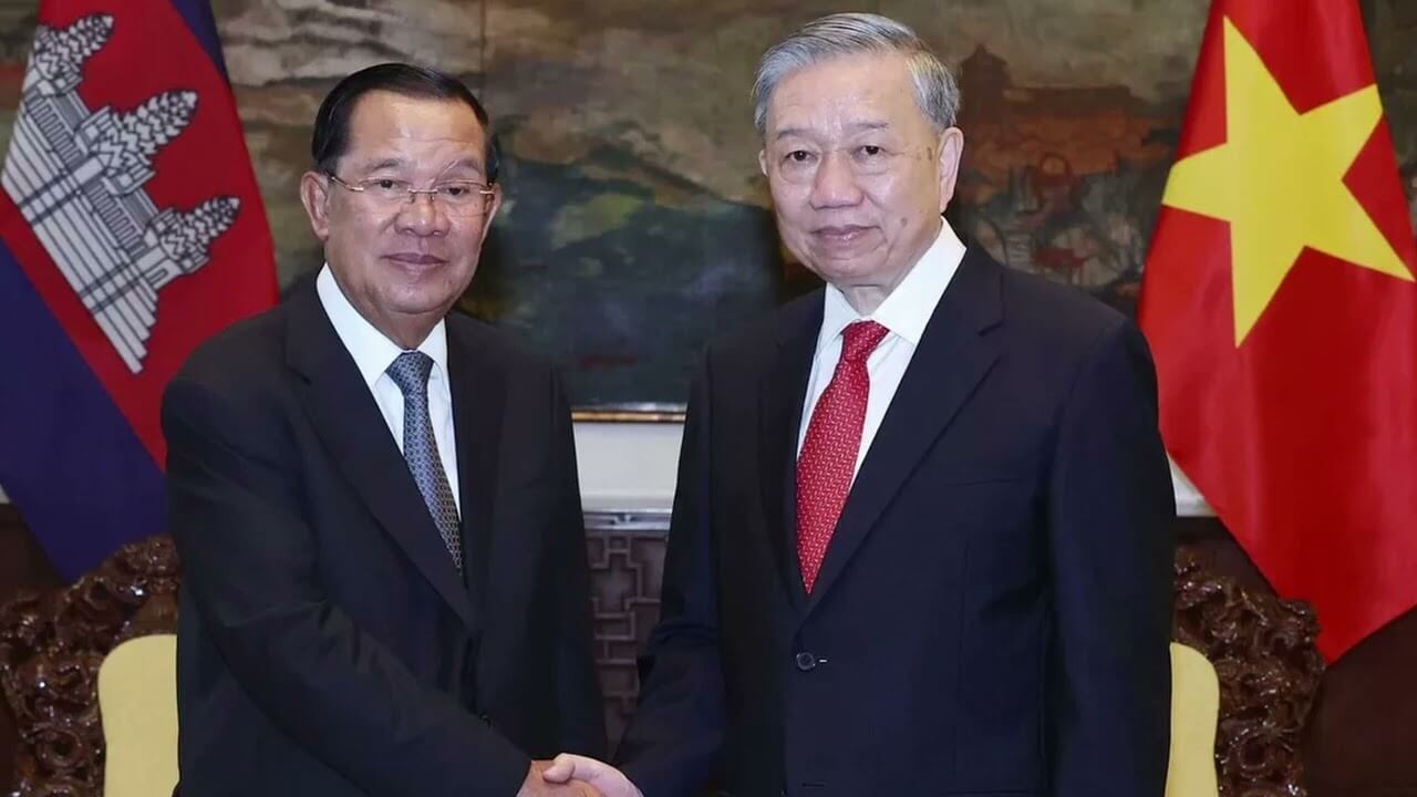 Tướng đầu tiên tử trận, lính Campuchia mất tinh thần, dân khóc như ri!