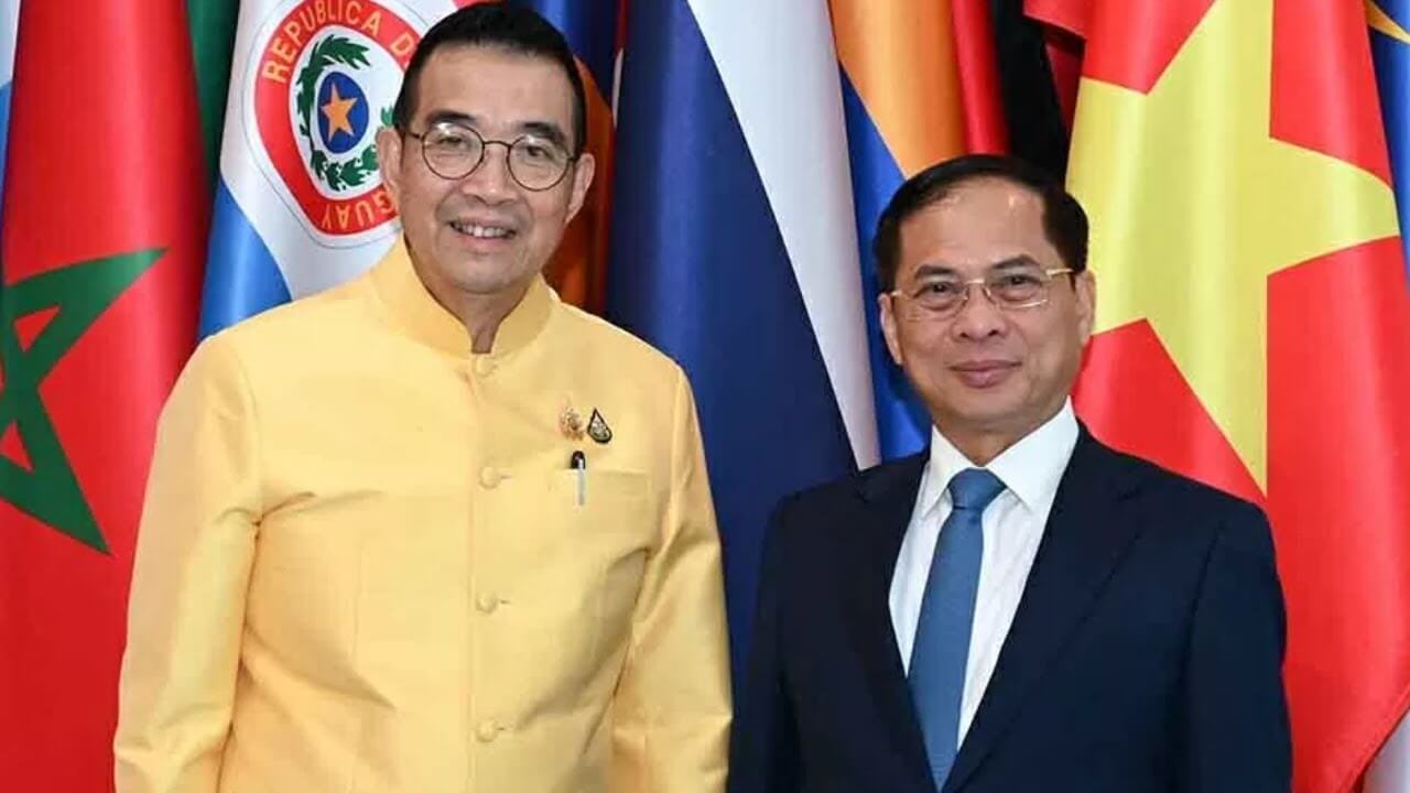 Vì sao BT Bùi T Sơn đi thăm Bangkok mà không đi Phnom Penh? Hun Sen nghe lạnh gáy!