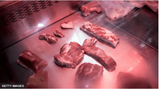 C.P. Việt Nam xử lý heo bệnh bằng cách 'nấu cho cá ăn' : đúng hay sai, có nguy hại gì ? | Vietnam Fraternité