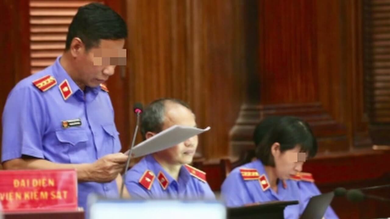 Bi kịch thương tâm của thầy giáo muốn cống hiến hết mình, nhưng lại chịu 7 năm tù!