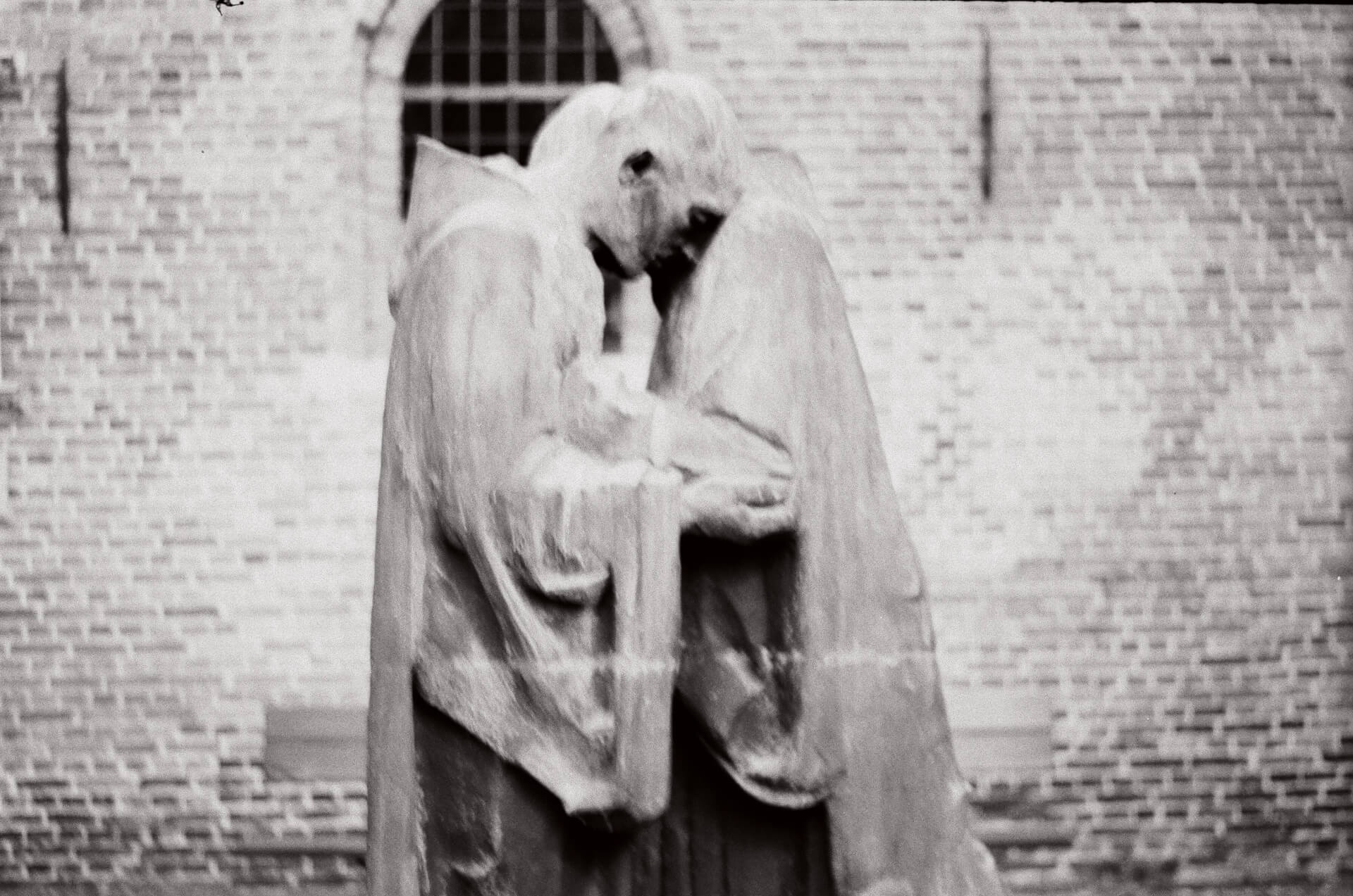 Moines - Bruges | Kristy BABOUL