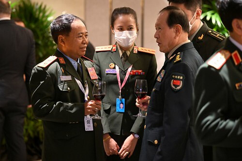 Trung Quốc cuỗm Lào trên tay Việt Nam | Vietnam Fraternité