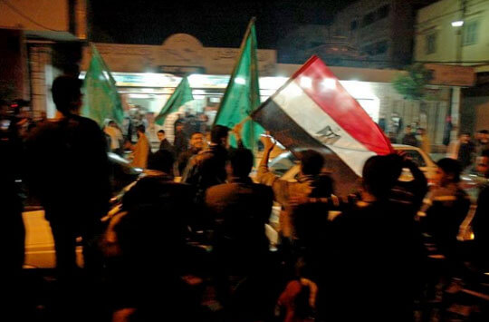 The elephant in the strip | Babelmed