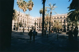 جدار مدريد | Babelmed