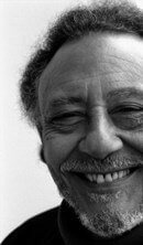 «لا بد أن تعرف نفسك أولا قبل أن تكتب»: حوار مع رءوف مسعد | Babelmed