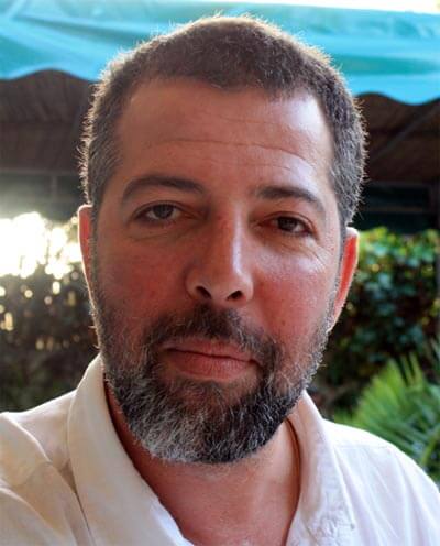 عادل السعدني : إلتزام و وضوح بصيرة | Babelmed