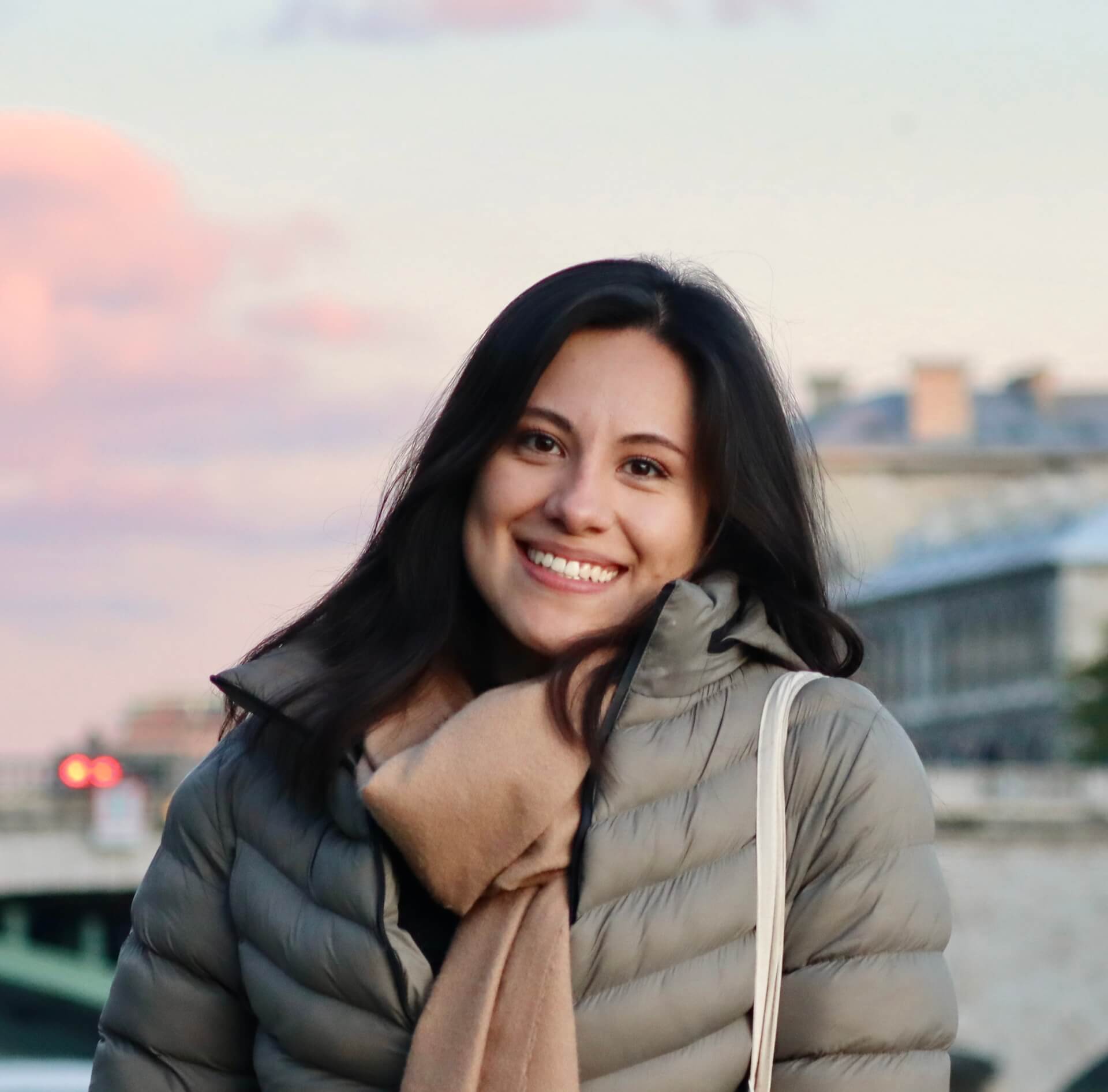 Astrid Cáceres | Forus