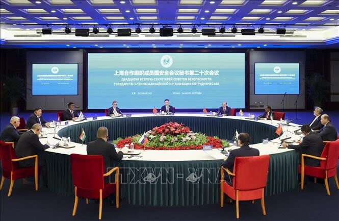 Điểm báo Pháp - Trung Quốc, trung tâm mặt trận chống phương Tây | Vietnam Fraternité