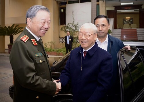 Cuộc chiến quyền lực lãnh đạo cấp cao chưa chấm dứt | Vietnam Fraternité