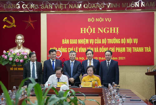 Trút gánh nặng tài chính cho ‘nhiệm kỳ tương lai’ của Chính phủ | Vietnam Fraternité