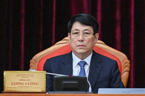 Cuộc đấu đá nội bộ vẫn còn phải qua những lần máu tanh xương trắng | Vietnam Fraternité