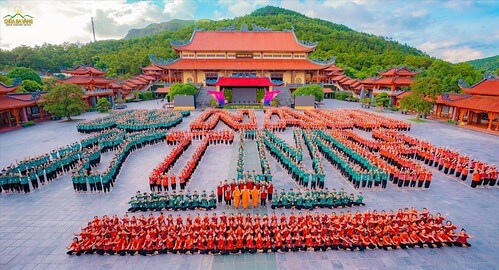 Vì sao ma tăng được chia sẻ độc quyền giáo dục thanh niên ? | Vietnam Fraternité