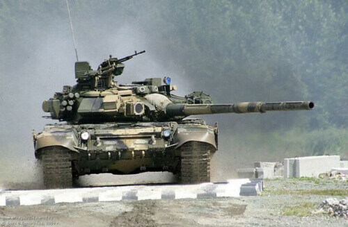 Nga, Ukraine đổ vũ khí vào chiến trường | Vietnam Fraternité