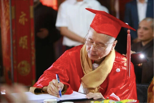 Xây dựng chủ nghĩa xã hội và những sản phẩm như Thích Chân Quang | Vietnam Fraternité