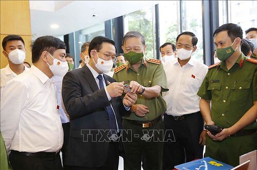 Nếu đã vi phạm, thấy tay nhúng chàm rồi, tốt nhất xin thôi… | Vietnam Fraternité