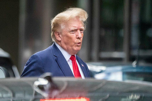 FBI tịch thu nhiều tài liệu mật cất giấu trong nhà Donald Trump | Vietnam Fraternité