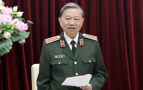 Những ngày này Tô đại tướng ve vuốt Tổng Trọng không ngừng nghỉ | Vietnam Fraternité