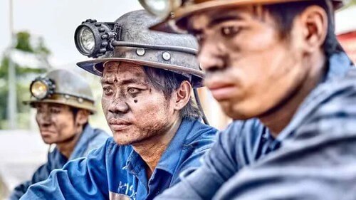 Bảo hiểm xã hội ‘ăn’ quá dày… | Vietnam Fraternité