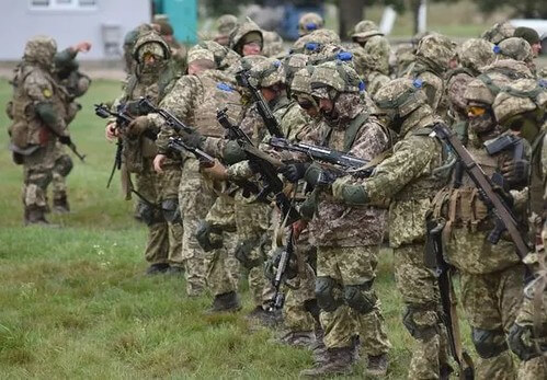 Tình nguyện quân ồ ạt xin vào Ukraine chống xâm lược Nga | Vietnam Fraternité
