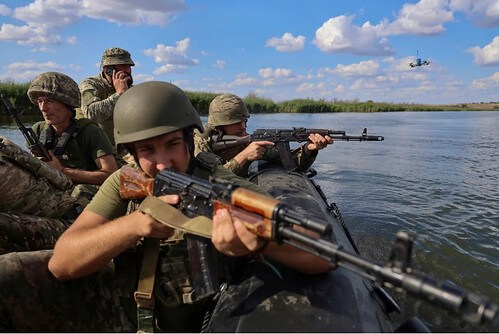 Liệu Ukraine có thể lấy lại thế tấn công ? | Vietnam Fraternité