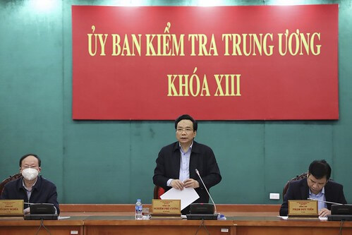 Các quan bồn chồn sợ mất ăn Tết | Vietnam Fraternité
