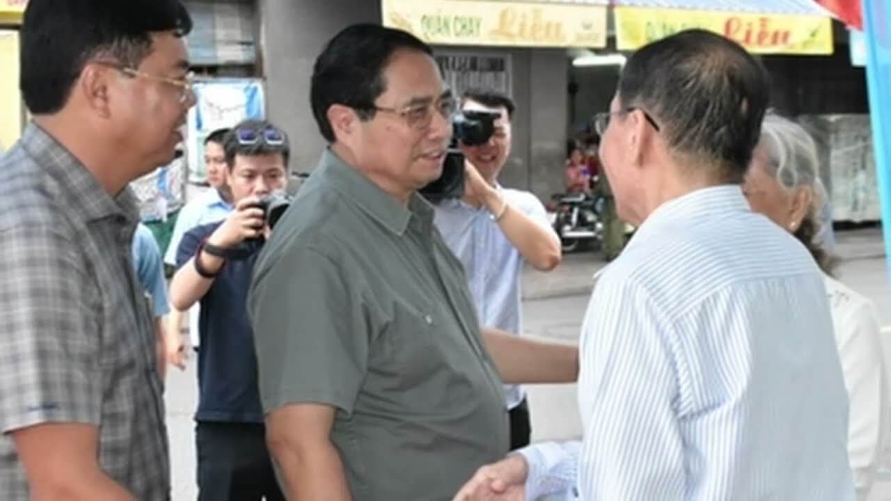 Kinh khủng! Chính quyền địa phương 2 cấp hoạt động hơn 2 tháng rồi mà nông nỗi này!