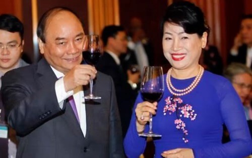 Bí ẩn quanh khối tài sản khủng của gia đình Nguyễn Xuân Phúc | Vietnam Fraternité