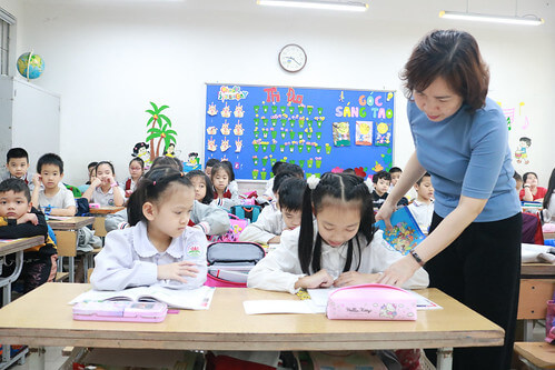 Giải pháp nào cho vấn nạn thiếu giáo viên bậc phổ thông ? | Vietnam Fraternité