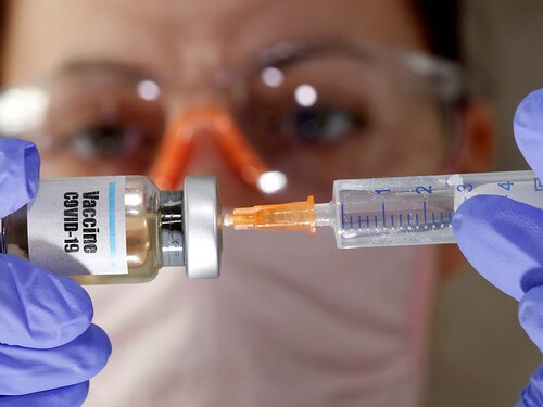 Mỹ sắp lưu hành vaccine Covid-19 : Người phấn khởi, kẻ e dè | Vietnam Fraternité